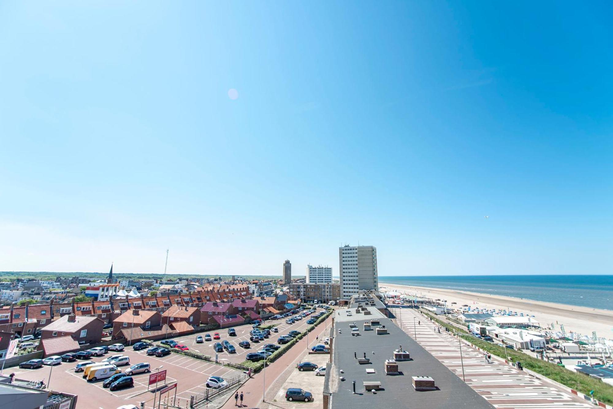 Studio Tara At The Beach With Private Parking Zandvoort Zewnętrze zdjęcie