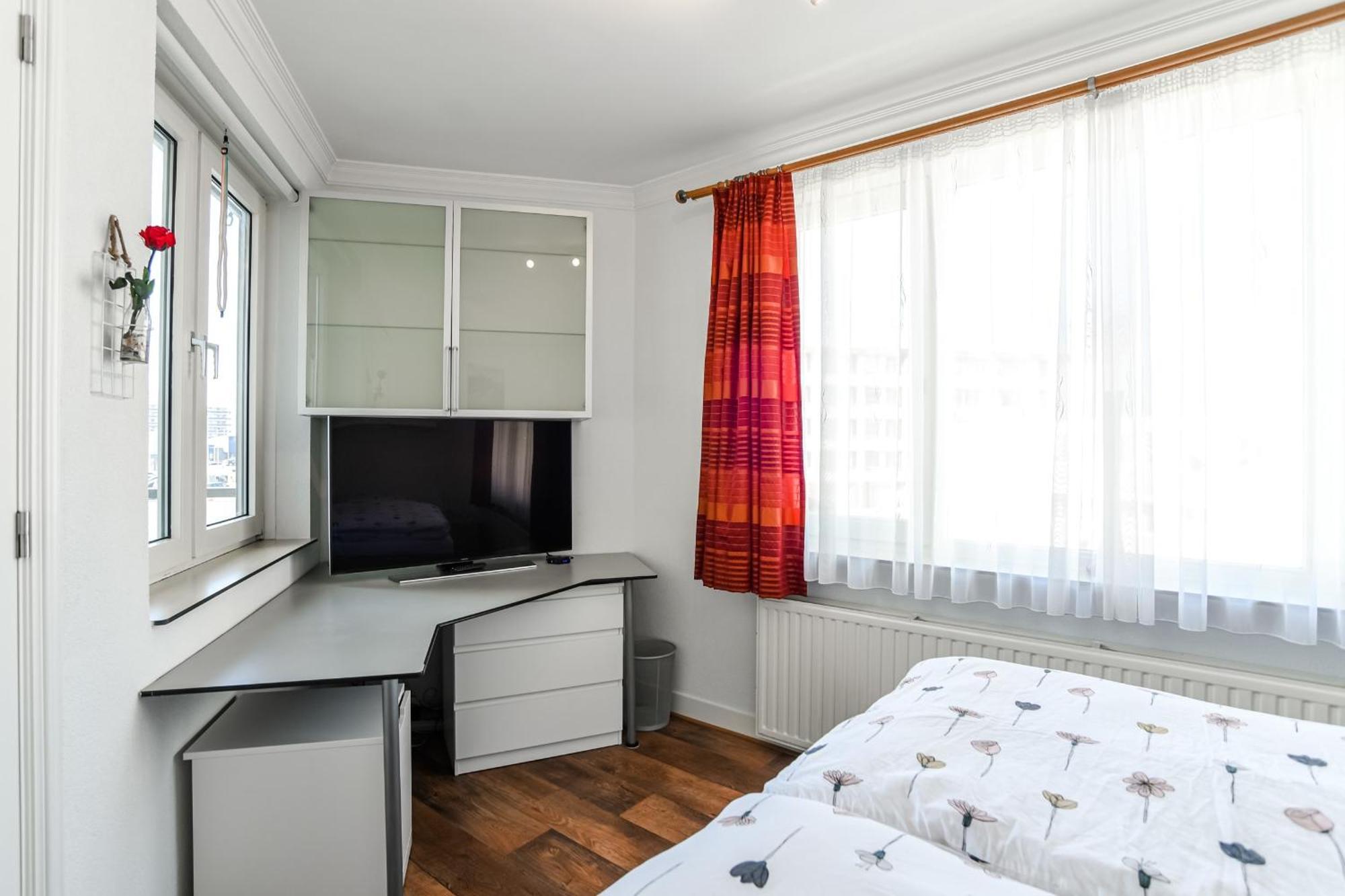 Studio Tara At The Beach With Private Parking Zandvoort Zewnętrze zdjęcie
